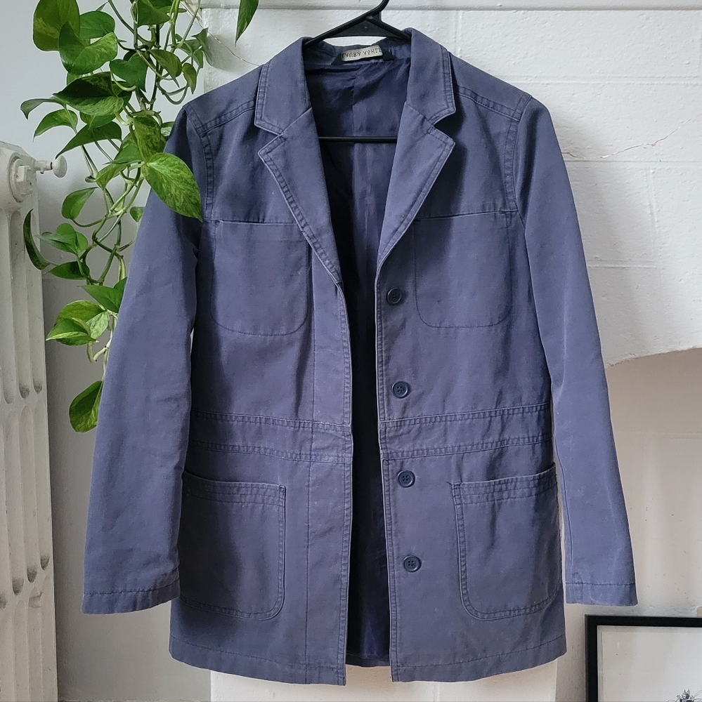 Blue jacket with 4 large pockets